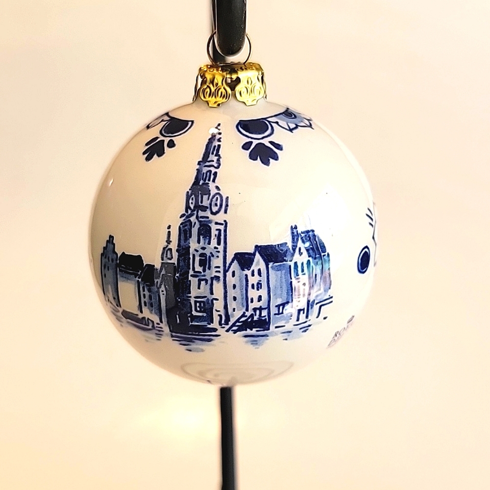 ROYAL DELFT CHRISTMAS ORNAMENT